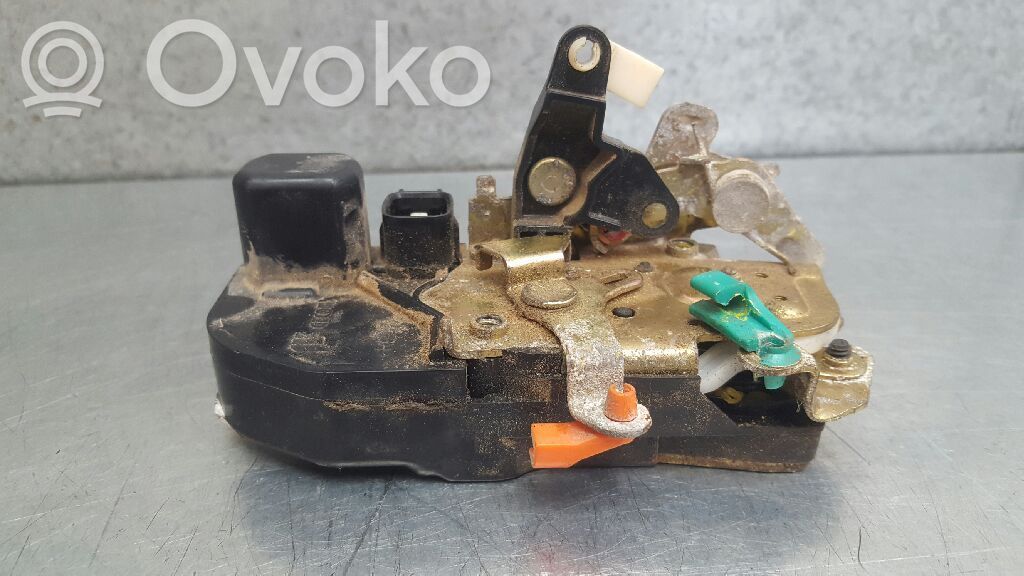 Chrysler Sebring (ST-22 - JR) Serrure de porte avant