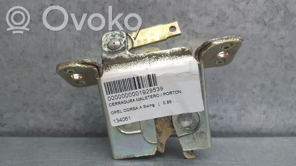 Opel Corsa A Tailgate lock latch 