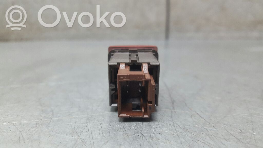 Hätävilkkujen kytkin