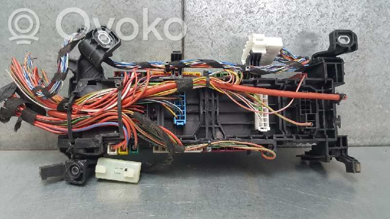 Mercedes-Benz A W176 Sulakemoduuli 