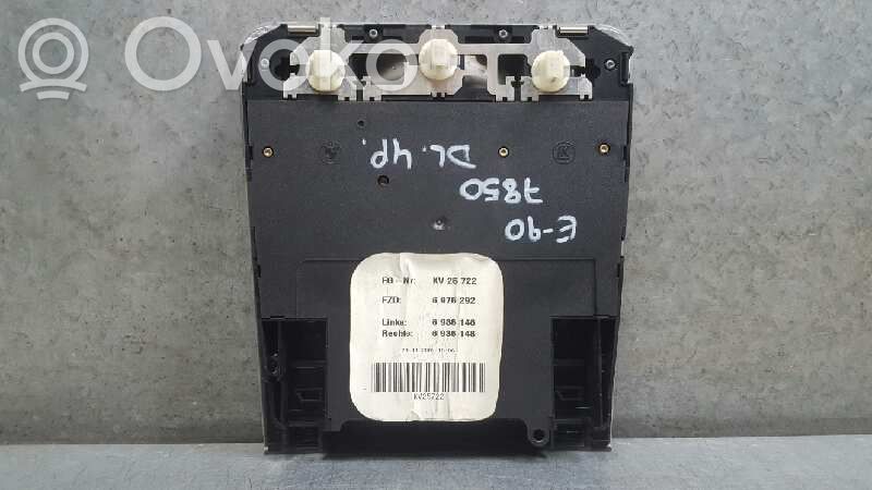 Éclairage lumière plafonnier avant   6976292