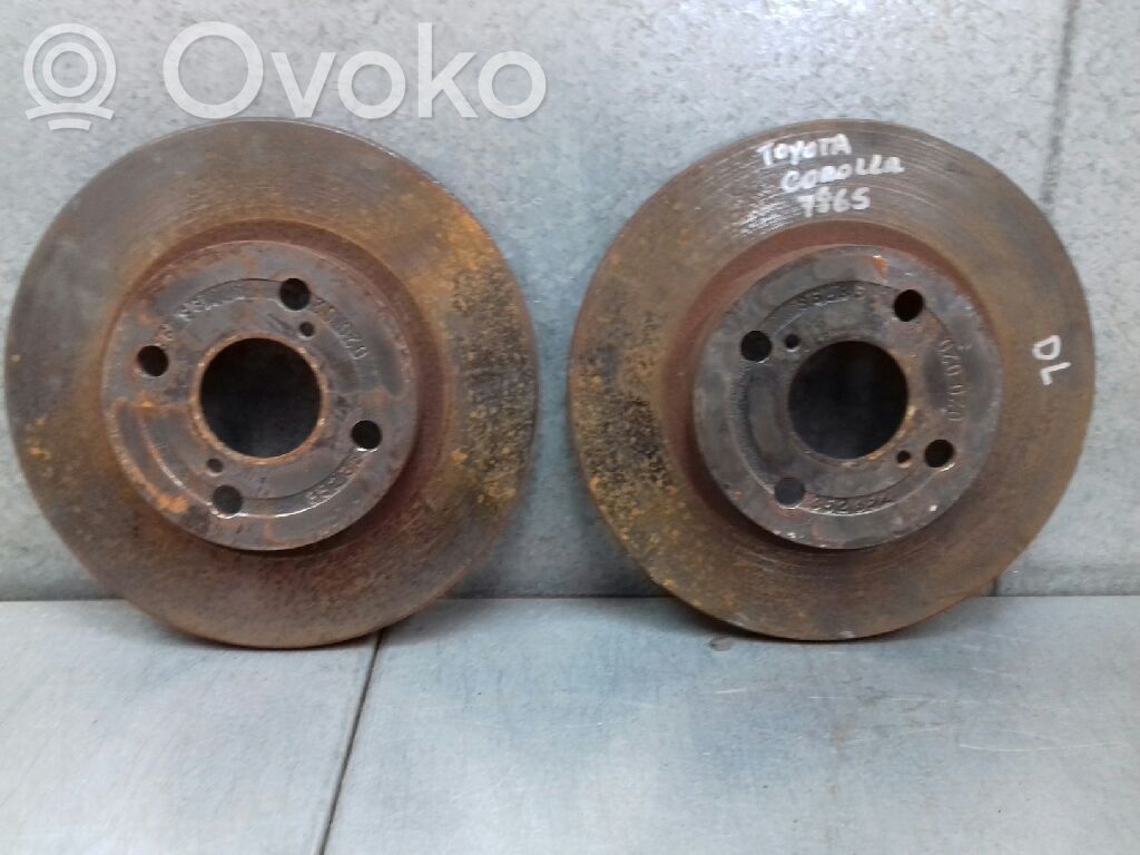 Toyota Corolla E110 Tarcza hamulca przedniego 