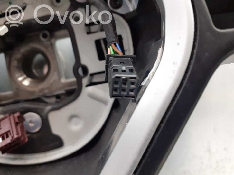 Mercedes-Benz A W176 Ohjauspyörä 