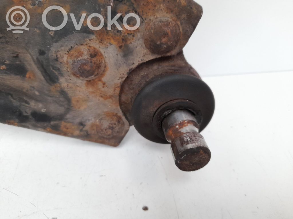 Ford Mondeo MK II Querlenker Achsschenkel vorne