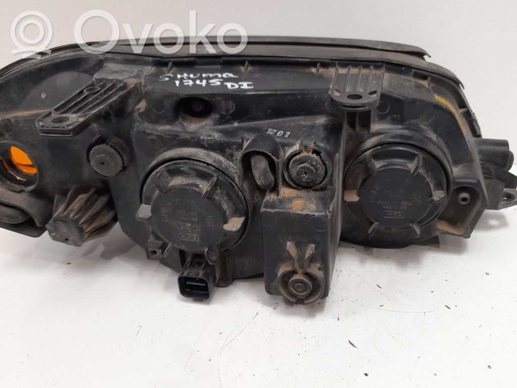 KIA Shuma Phare frontale 
