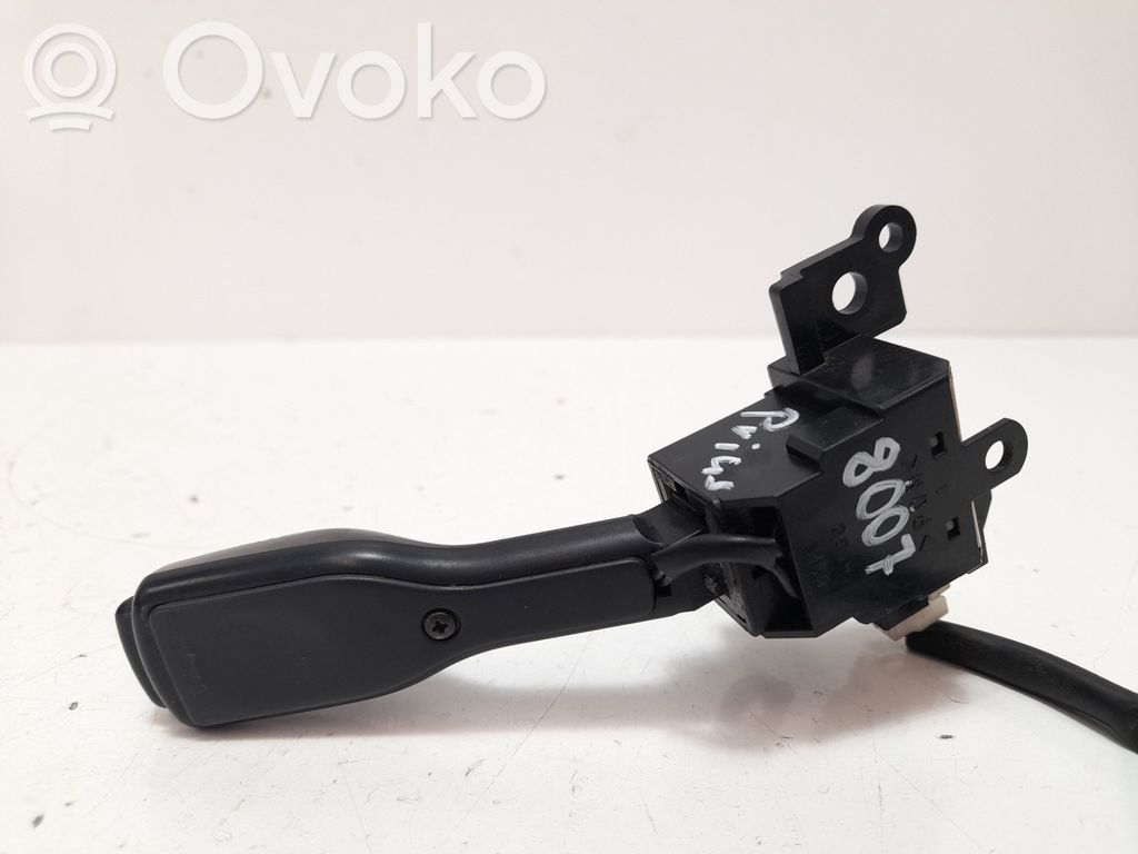 Toyota Prius (NHW20) Interruttore/pulsante di controllo multifunzione