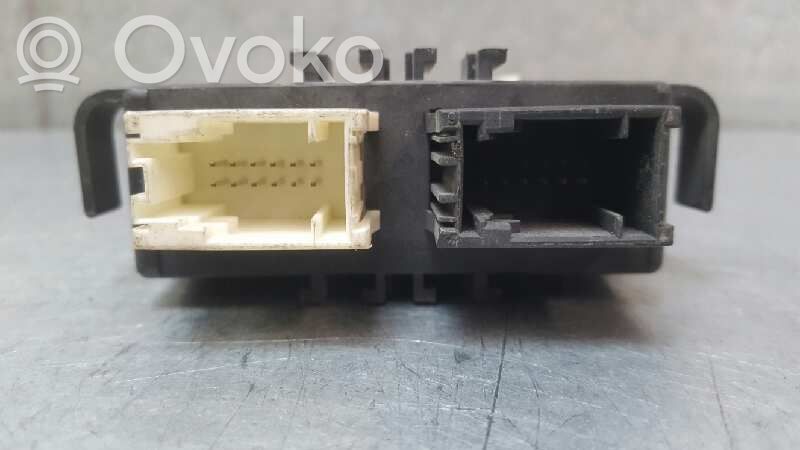 Otras unidades de control/módulos   61318386427