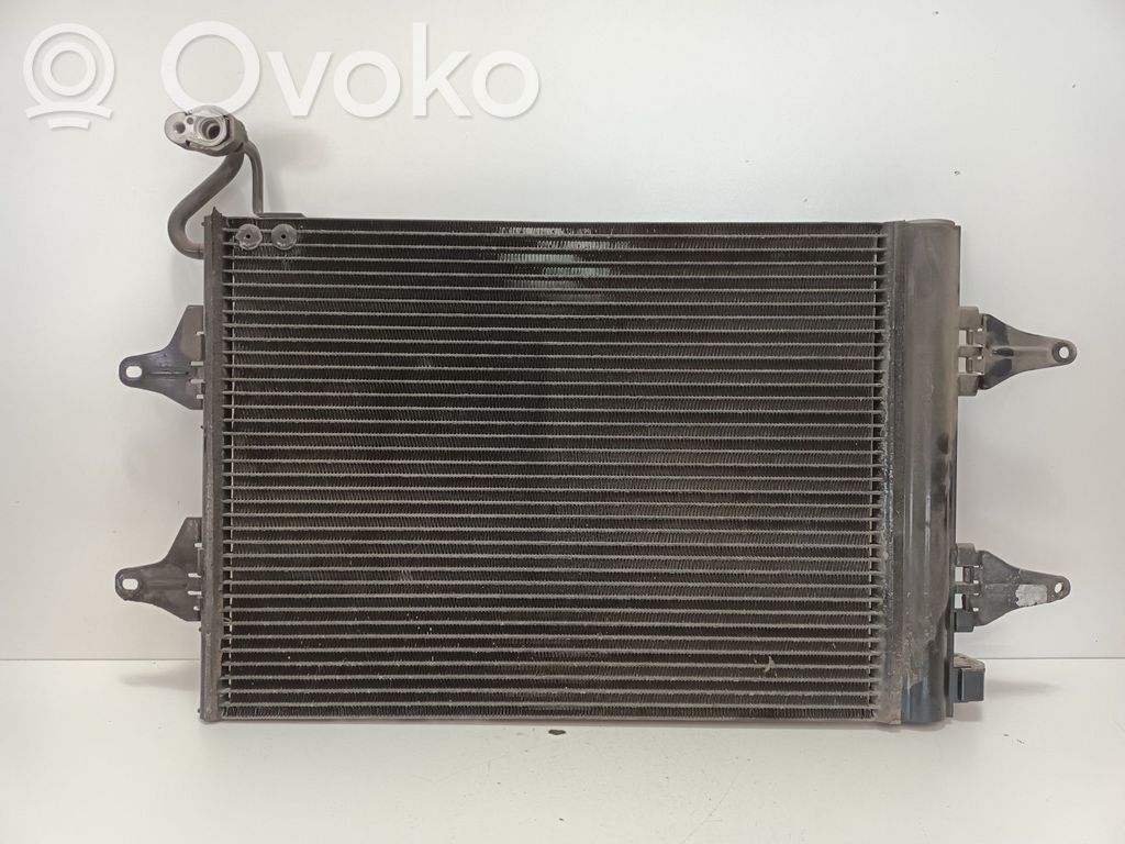 Skoda Fabia Mk1 (6Y) Radiatore di raffreddamento A/C (condensatore)