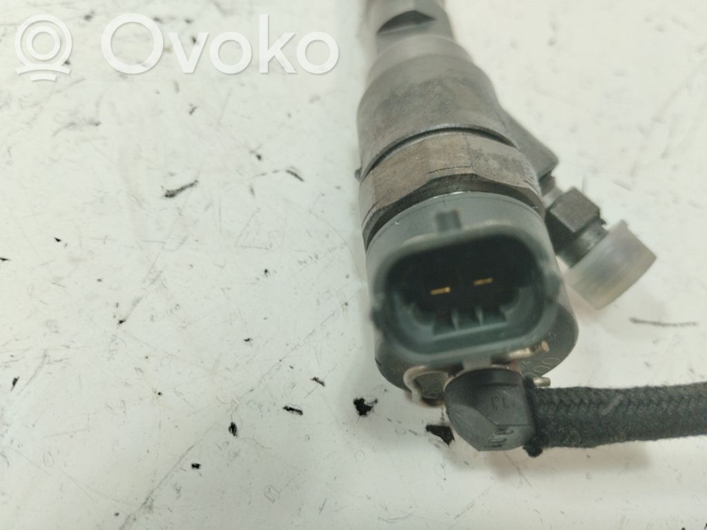 Inyector de combustible   3380027000