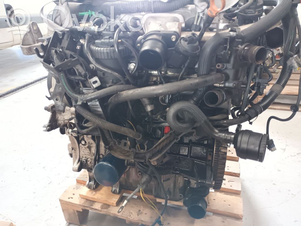 Peugeot 807 Двигатель 