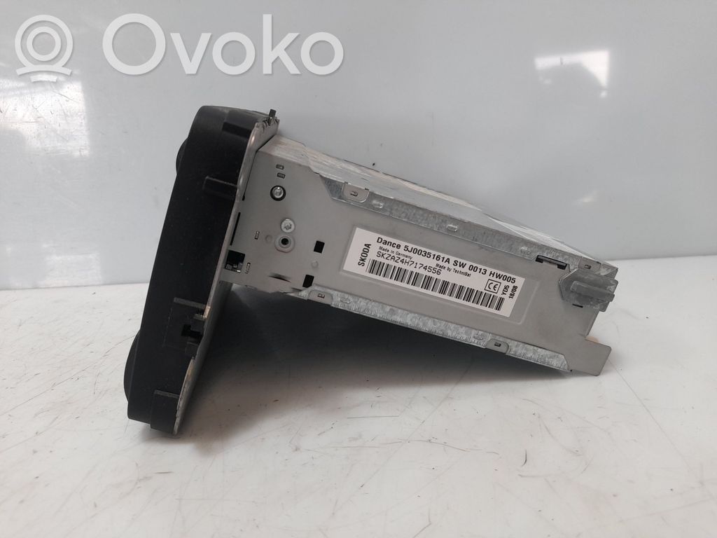 Skoda Fabia Mk2 (5J) Panel / Radioodtwarzacz CD/DVD/GPS 
