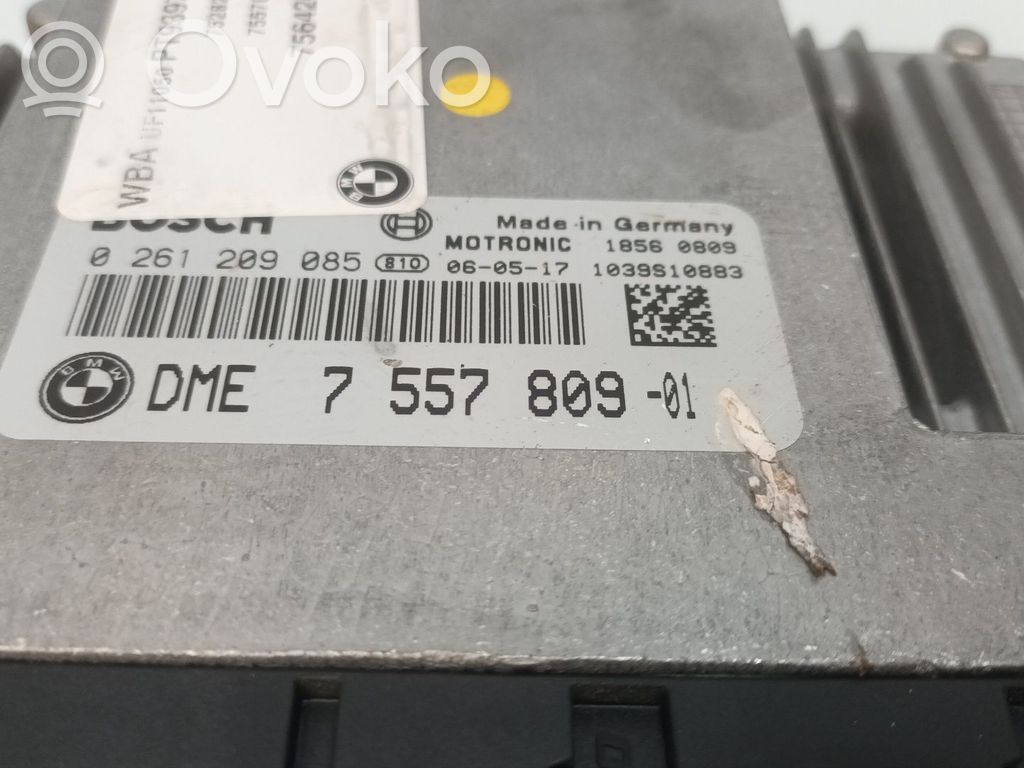 BMW 1 E81 E87 Variklio valdymo blokas 