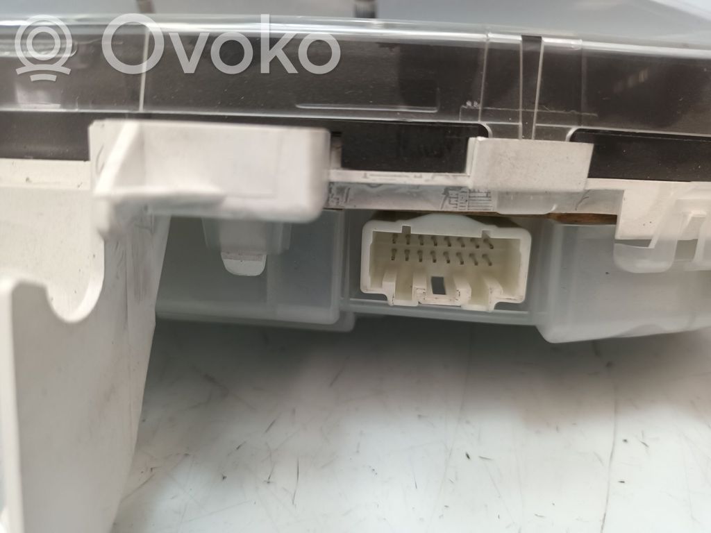 Mazda 5 Speedometer (instrument cluster) 
