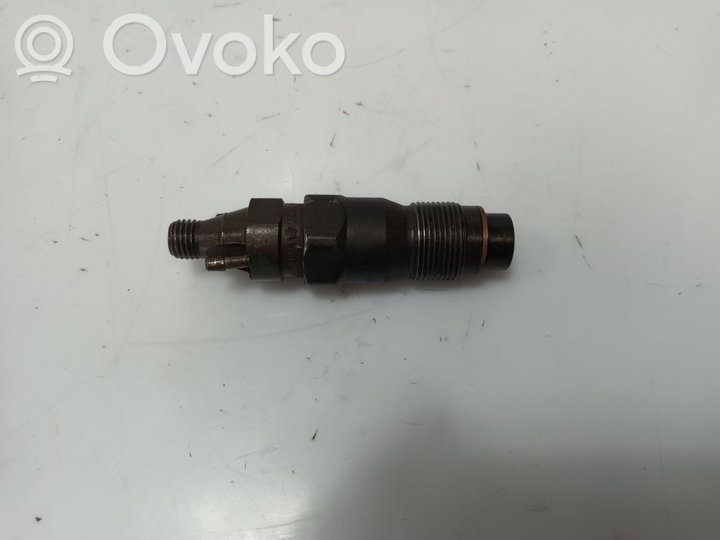 BMW 5 E34 Injector combustibil 
