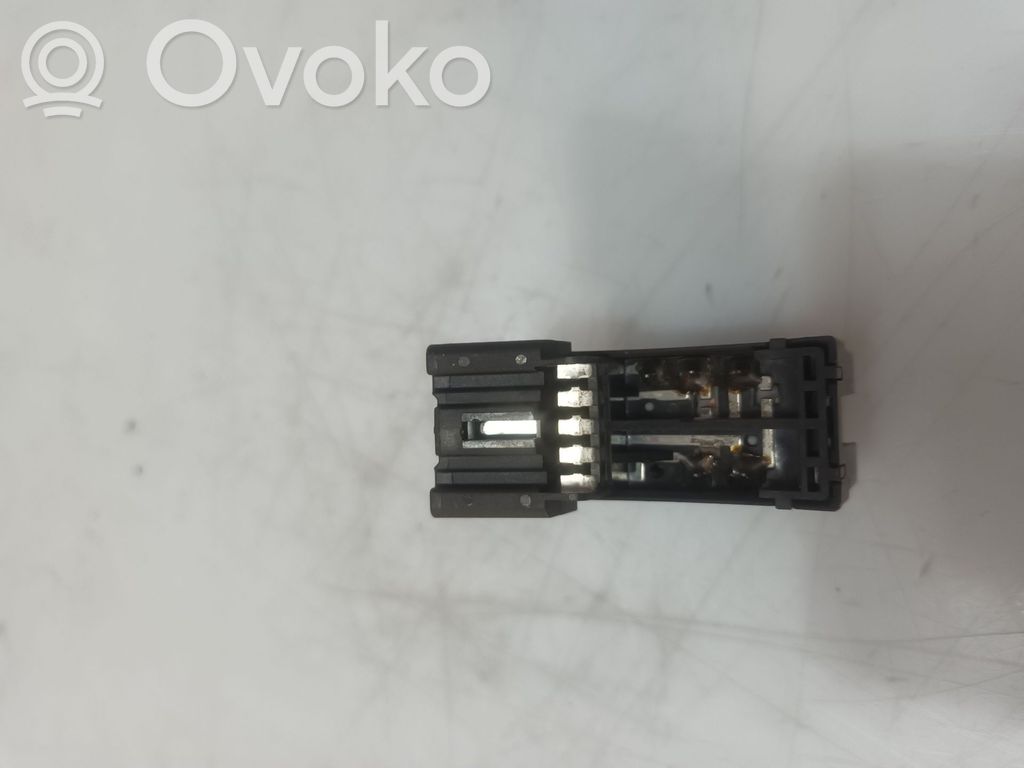Suzuki SX4 Interrupteur commade lève-vitre 