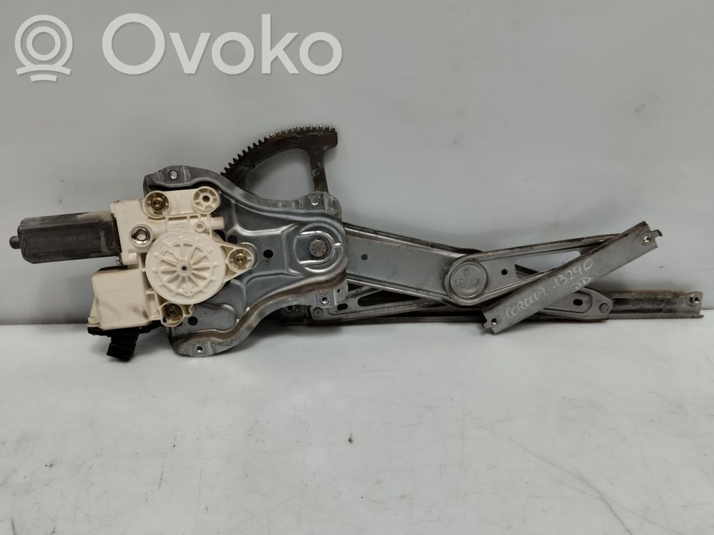 Toyota Corolla E120 E130 Macara ușă față cu motor 