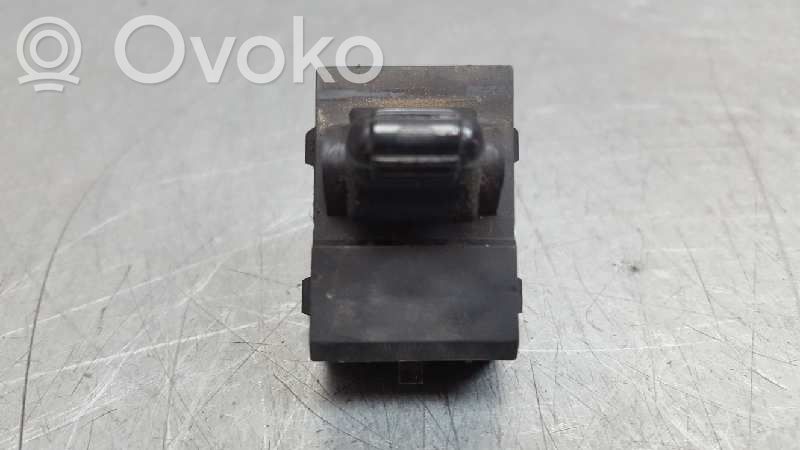 Electric window control switch   04608322