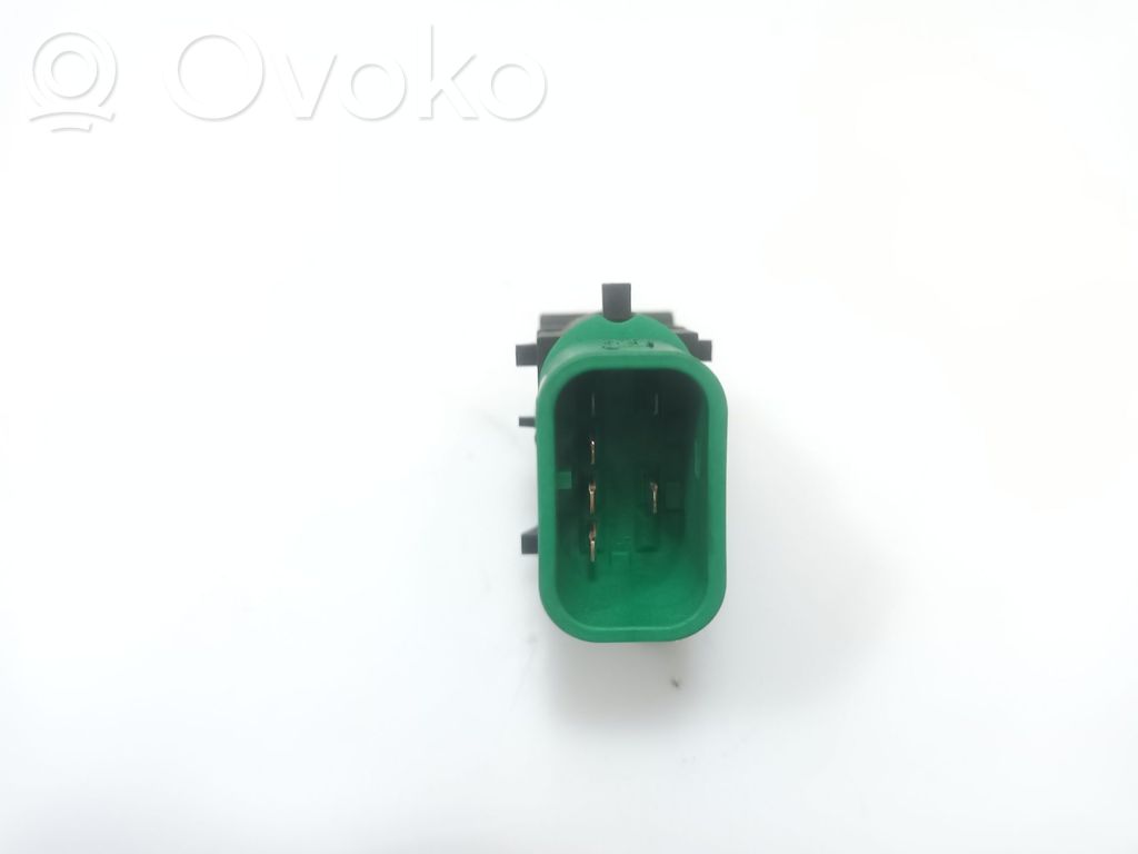 Interruptor del elevalunas eléctrico   AM5T14529BB