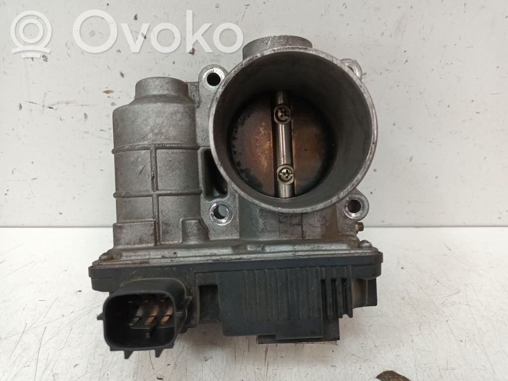 Nissan Almera Tino Valvola corpo farfallato
