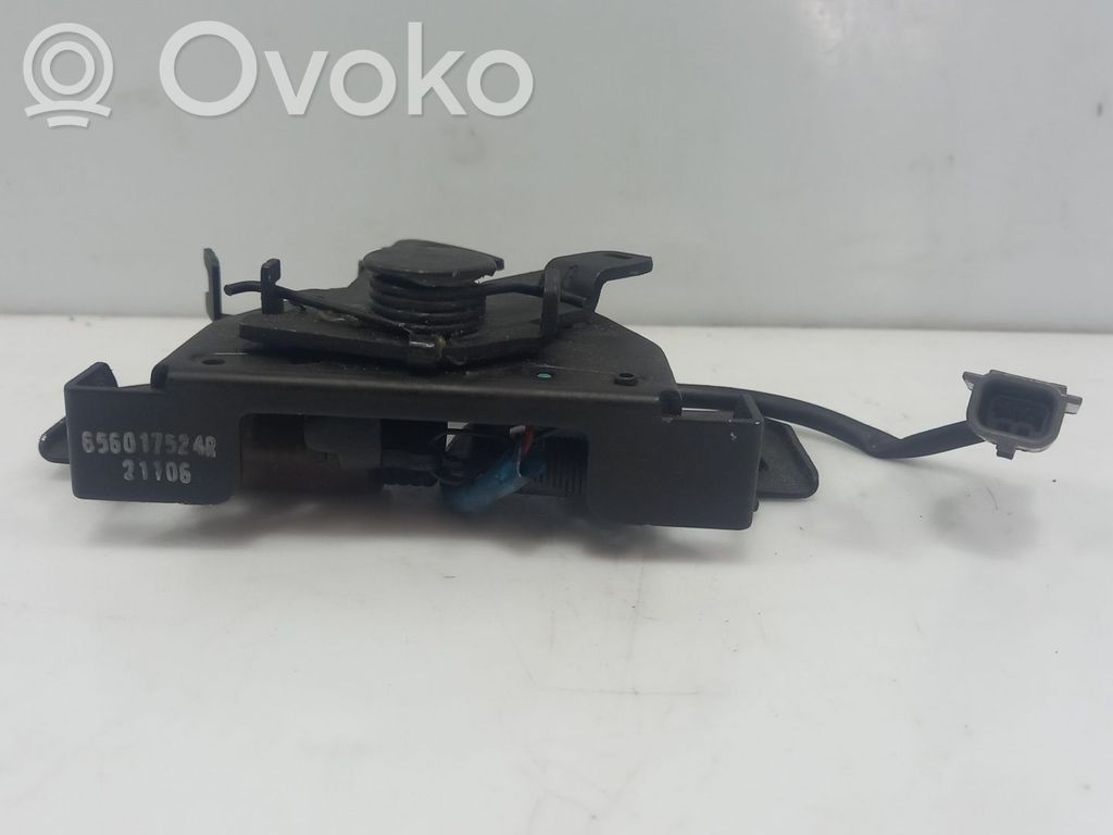 Renault Megane IV Serrure de capot