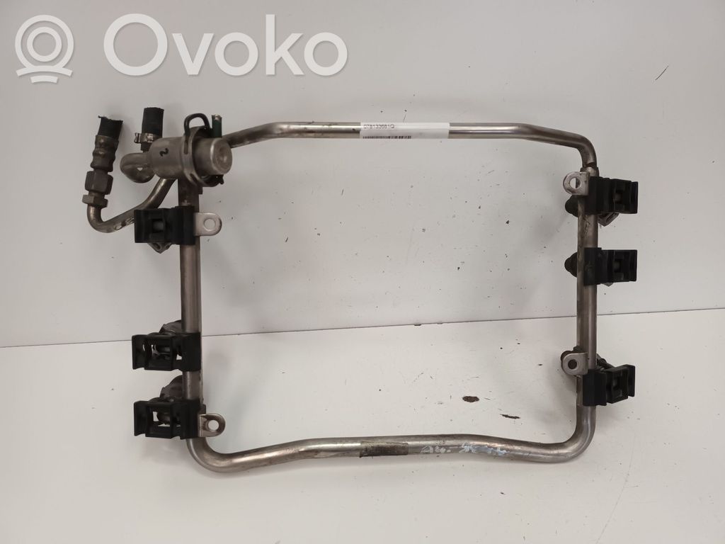 Audi A4 S4 B5 8D Rampă alimentare injectoare