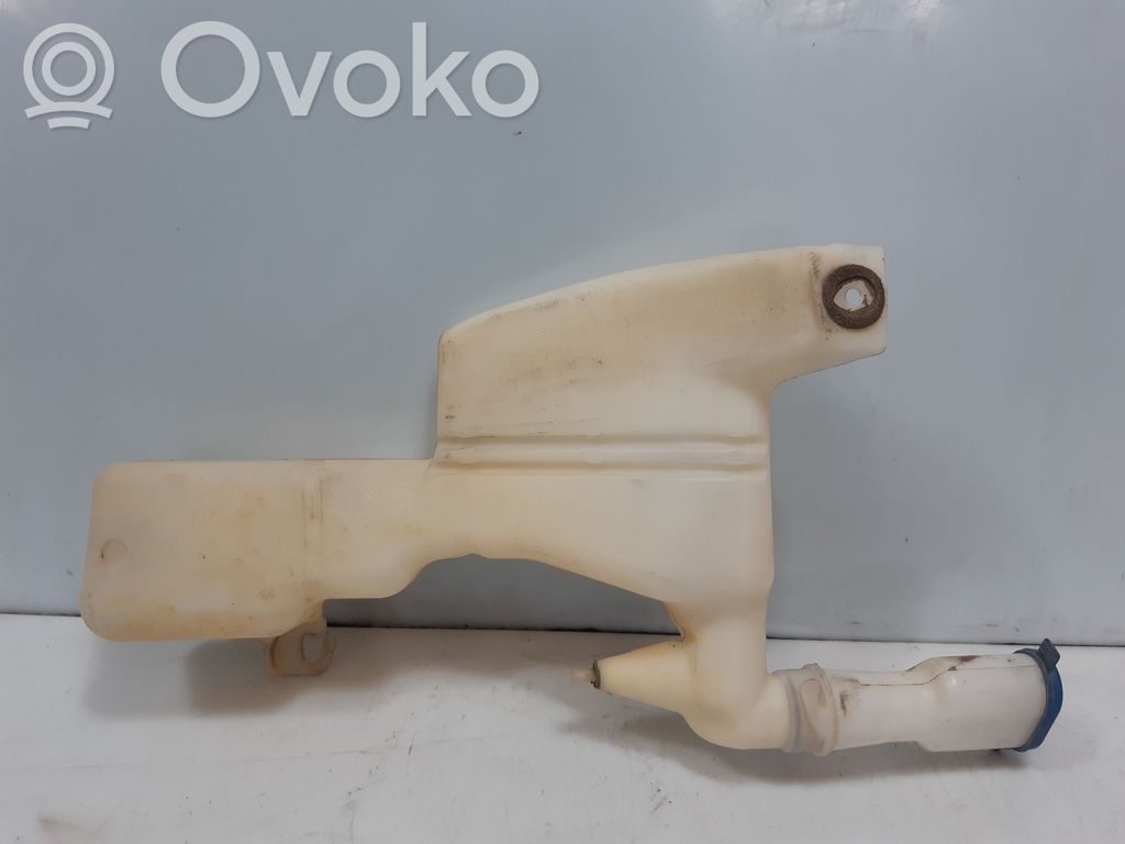 Ford Transit Courier Tuulilasinpesimen nestesäiliö 