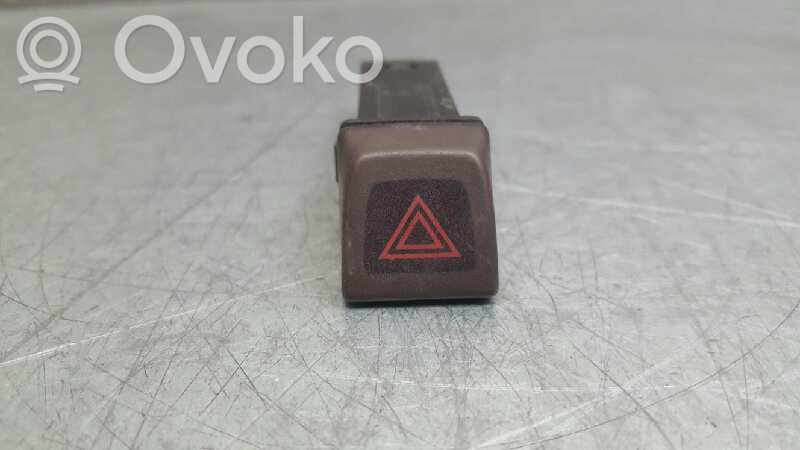 Volvo V50 Przycisk świateł awaryjnych 