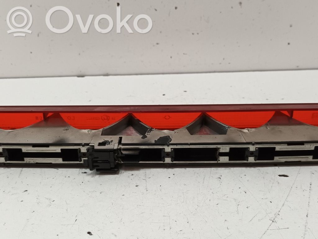 Peugeot 406 Kolmas/lisäjarruvalo 