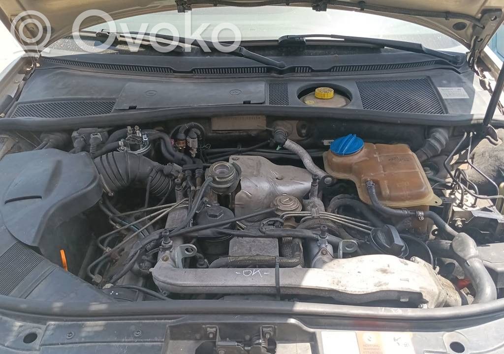 Audi A6 S6 C5 4B Moottori 