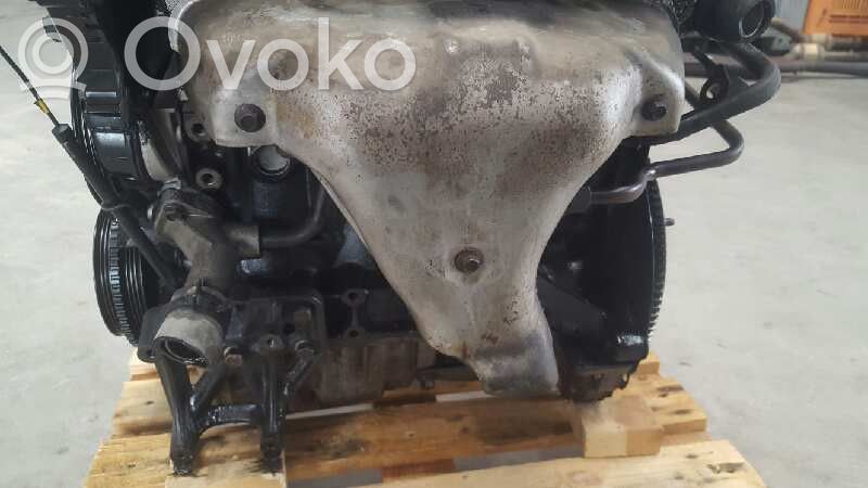 Mazda Xedos 9 Silnik