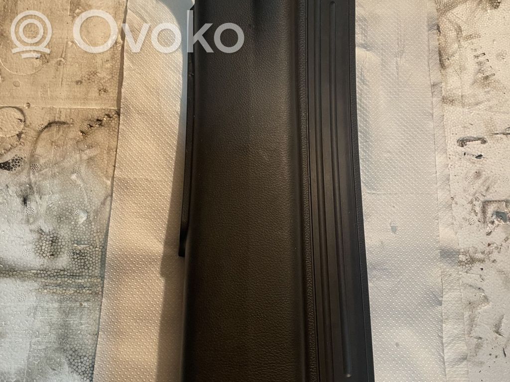 Opel Antara Takaoven kynnyksen suojalista 