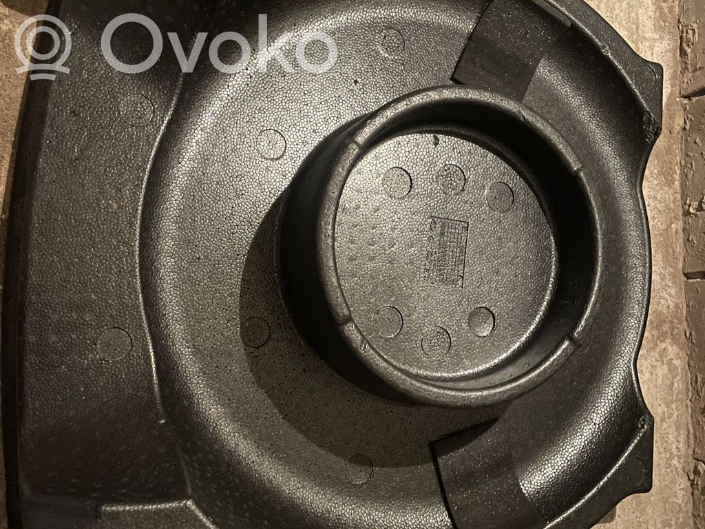 Opel Antara Podłoga bagażnika 