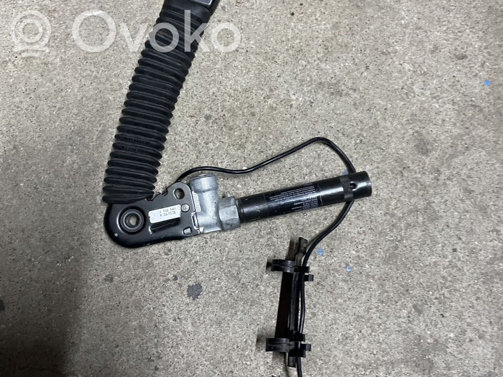 BMW 5 E60 E61 Priekšējās jostas sprādze 