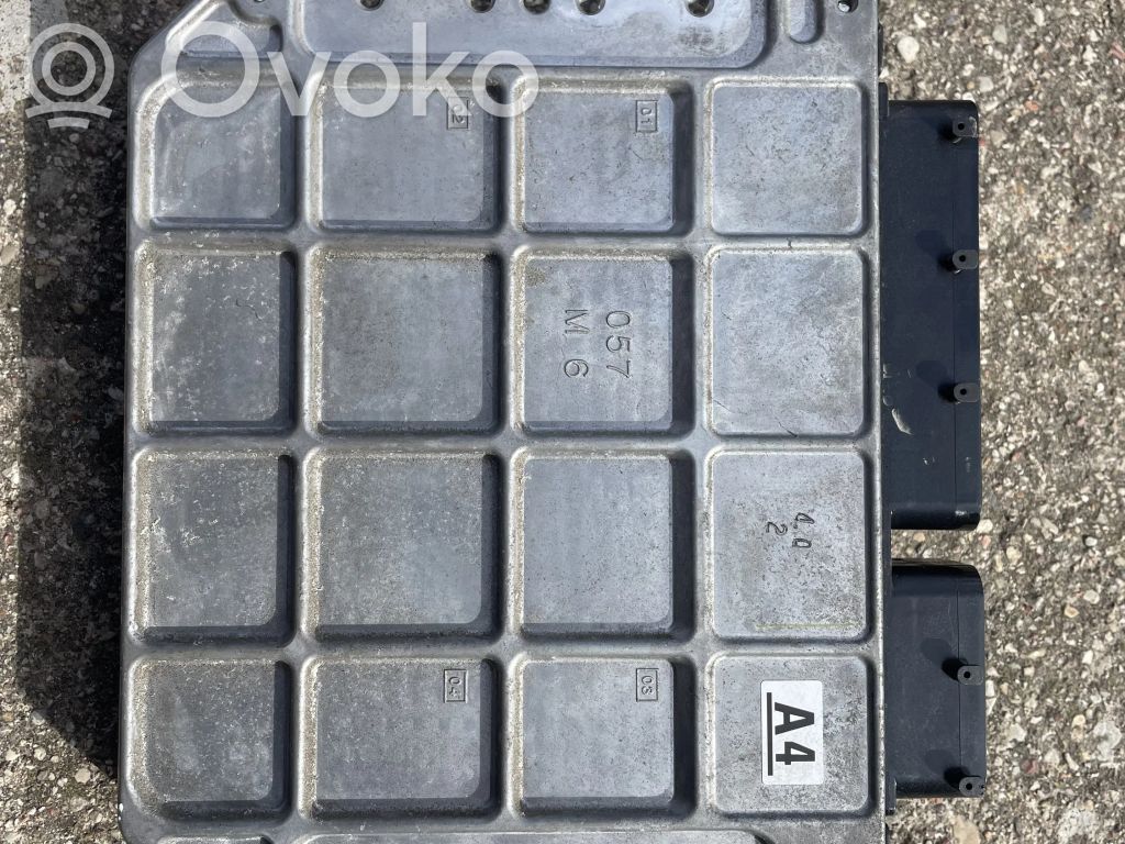 Toyota Prius+ (ZVW40) Engine control unit/module 