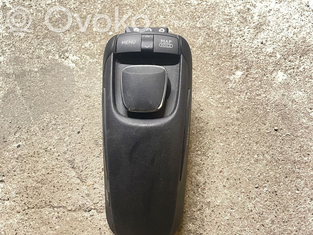 Lexus CT 200H Unidad central de control multimedia 