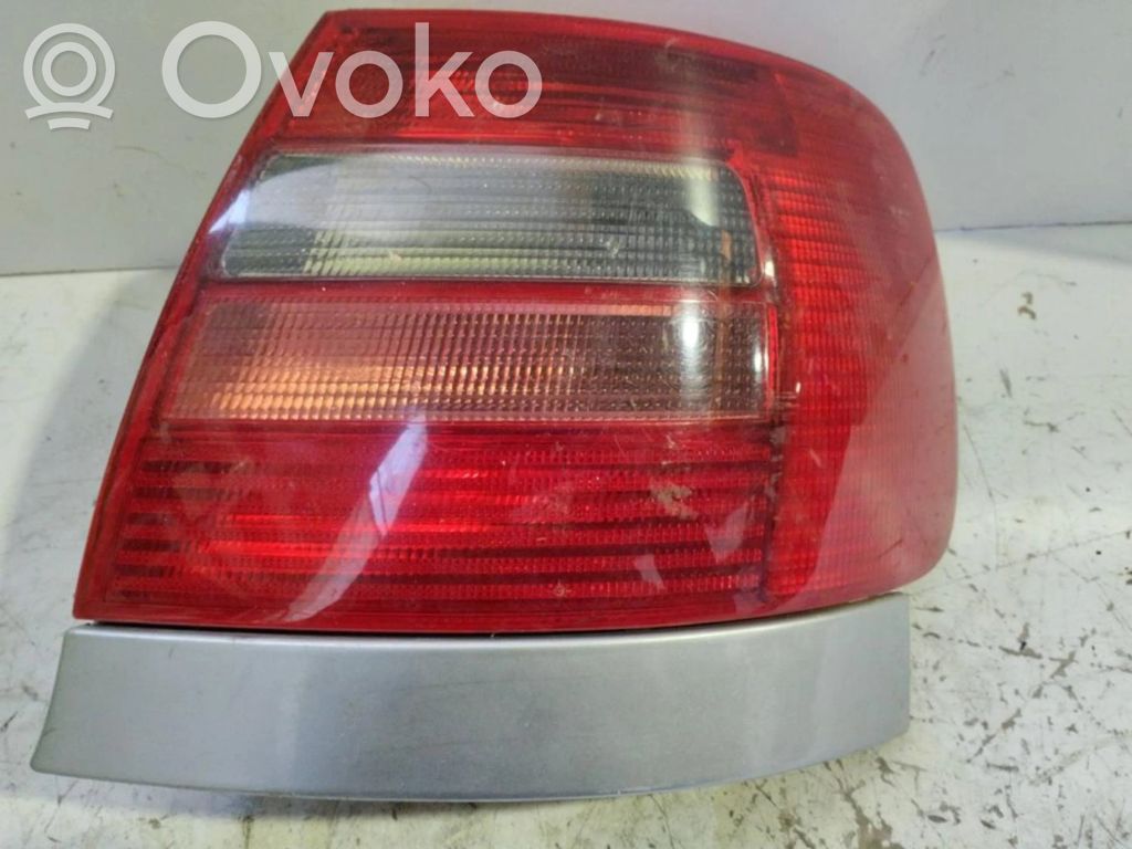 Audi A4 S4 B5 8D Luci posteriori 