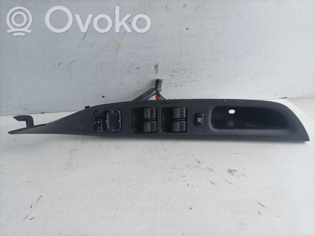 Electric window control switch   G22C684L1,G22C684L1