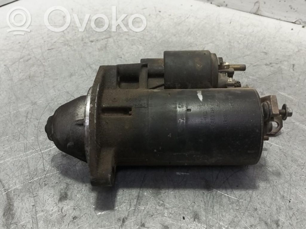 Rozrusznik   053911023A