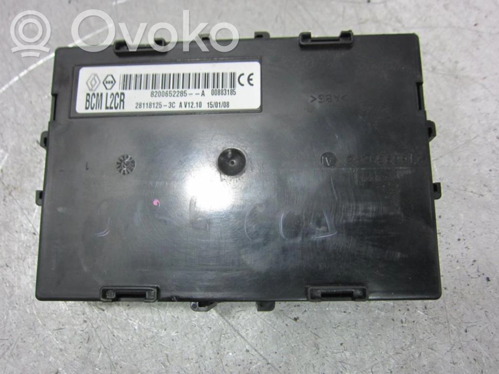 Módulo de fusible   8200652285