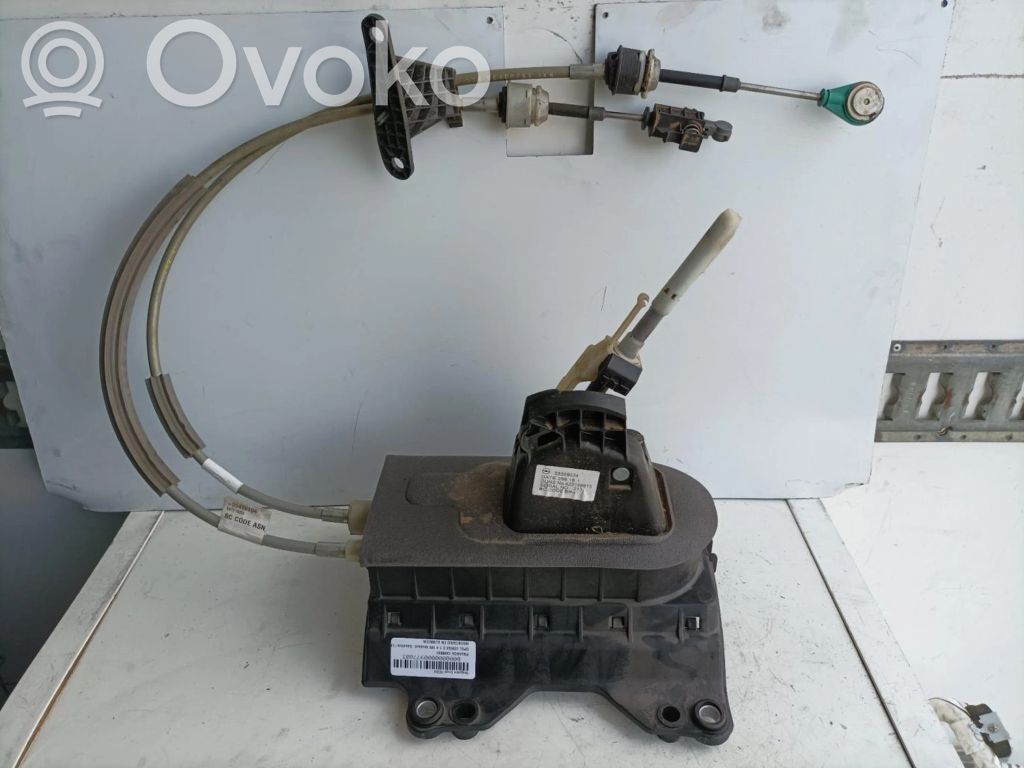 Opel Corsa E Palanca de cambios 