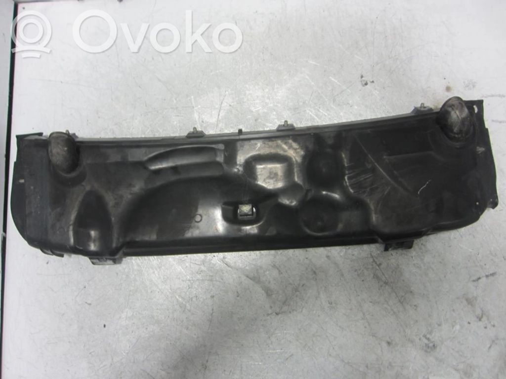 Bottom trim   8370066