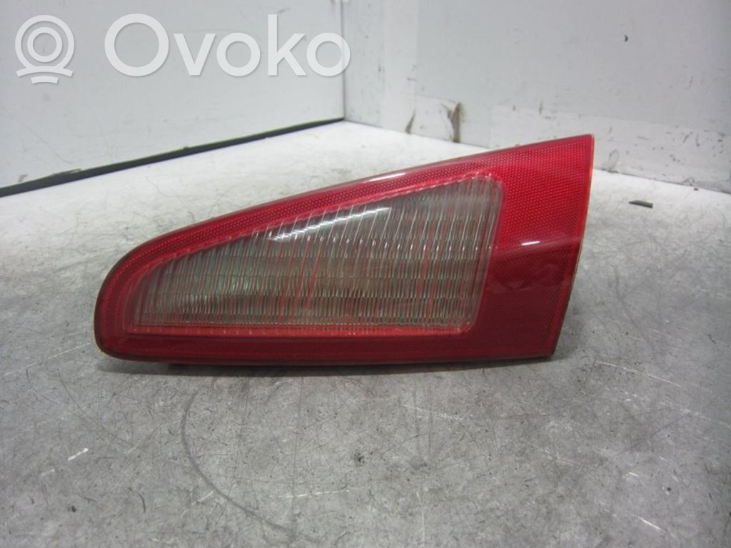 Alfa Romeo 166 Feux arrière / postérieurs 