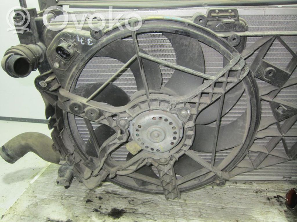 Opel Combo D Elektrolüfter 