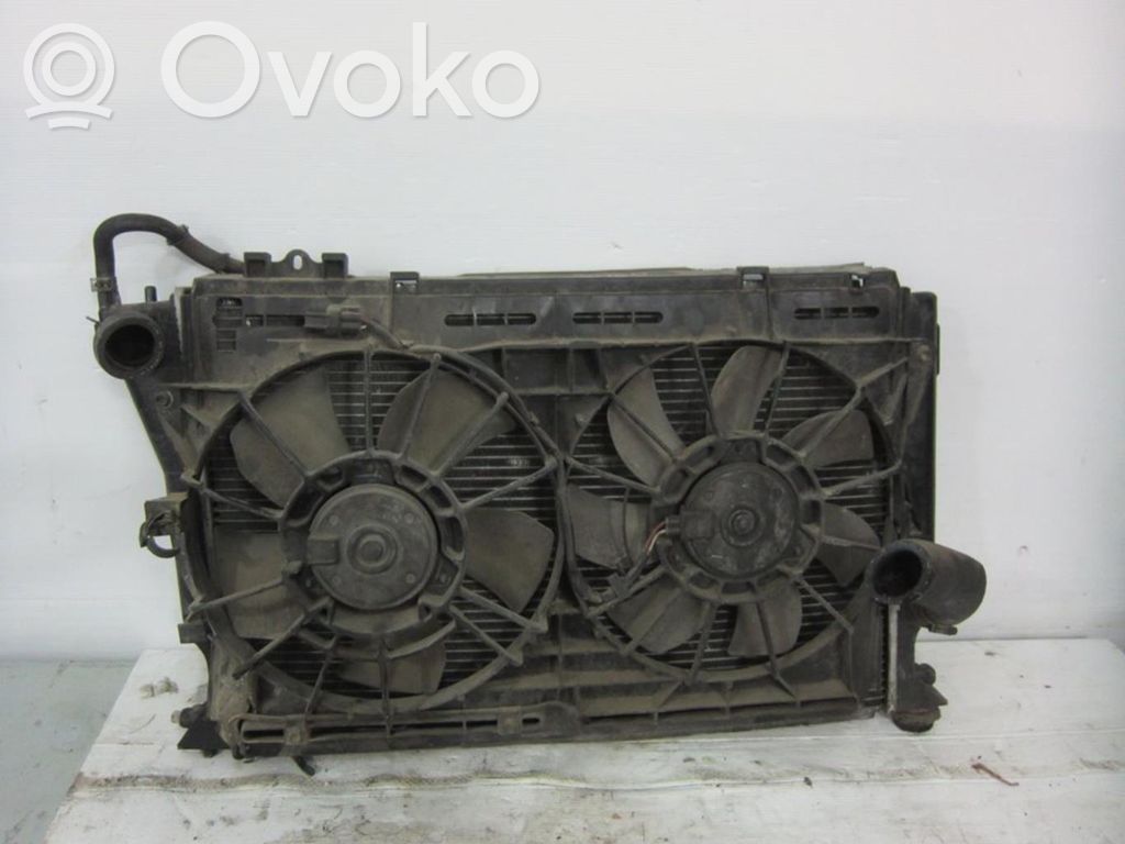 Toyota Corolla Verso AR10 Frigorifero furgone