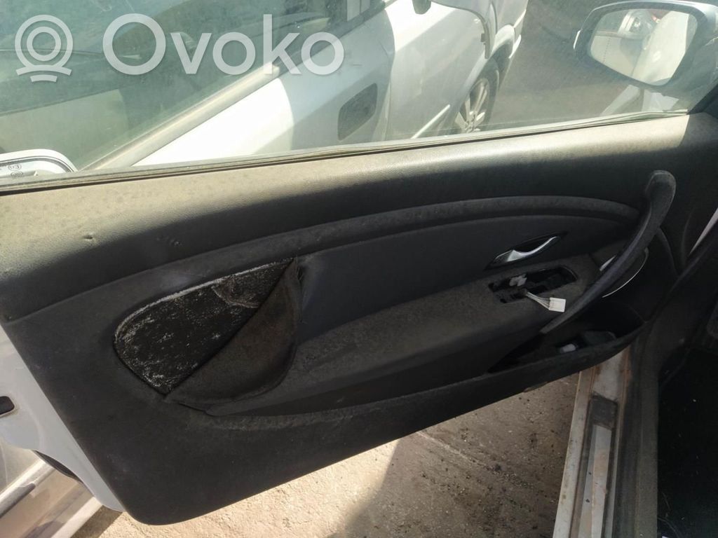 Renault Megane II Serratura portiera anteriore 