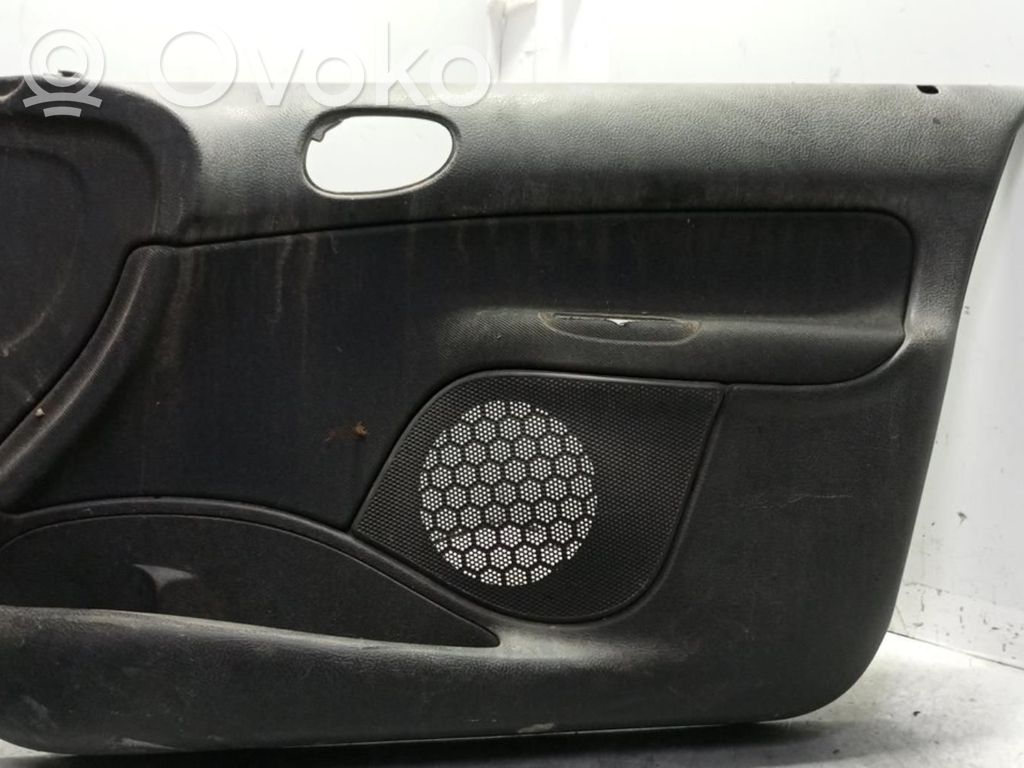 Peugeot 206+ Revestimiento de puerta delantera