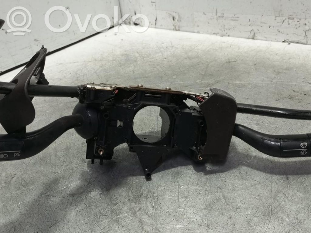 Comutator/buton multifuncțional   3D0953549C