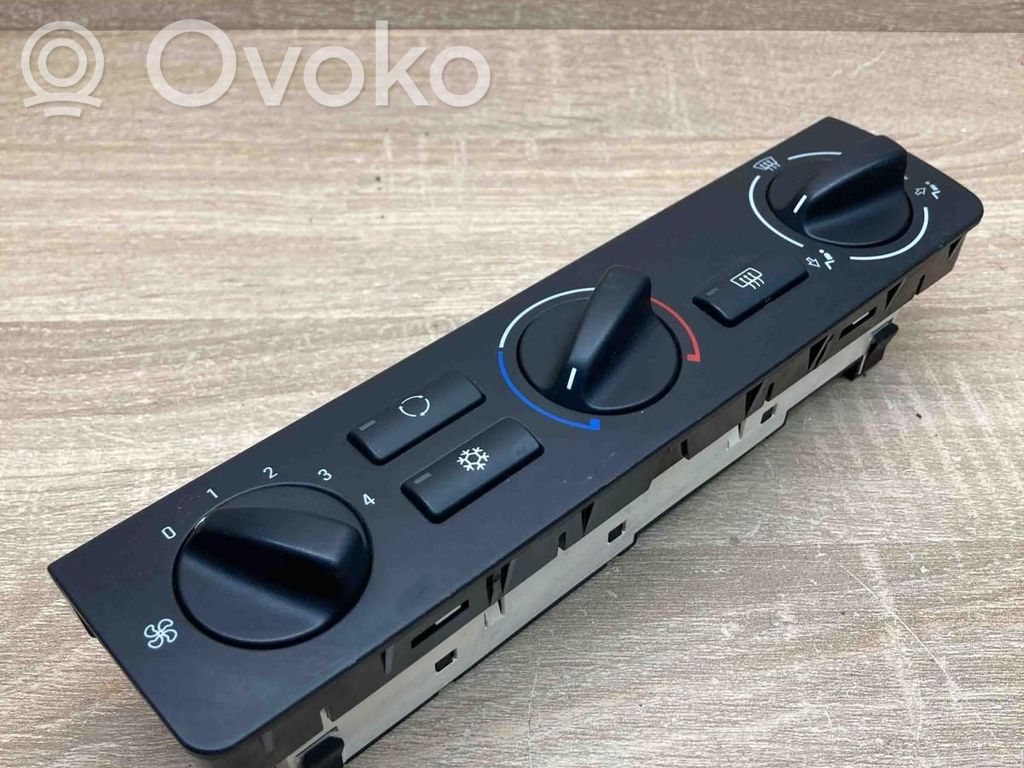 BMW 3 E46 Climate control unit 