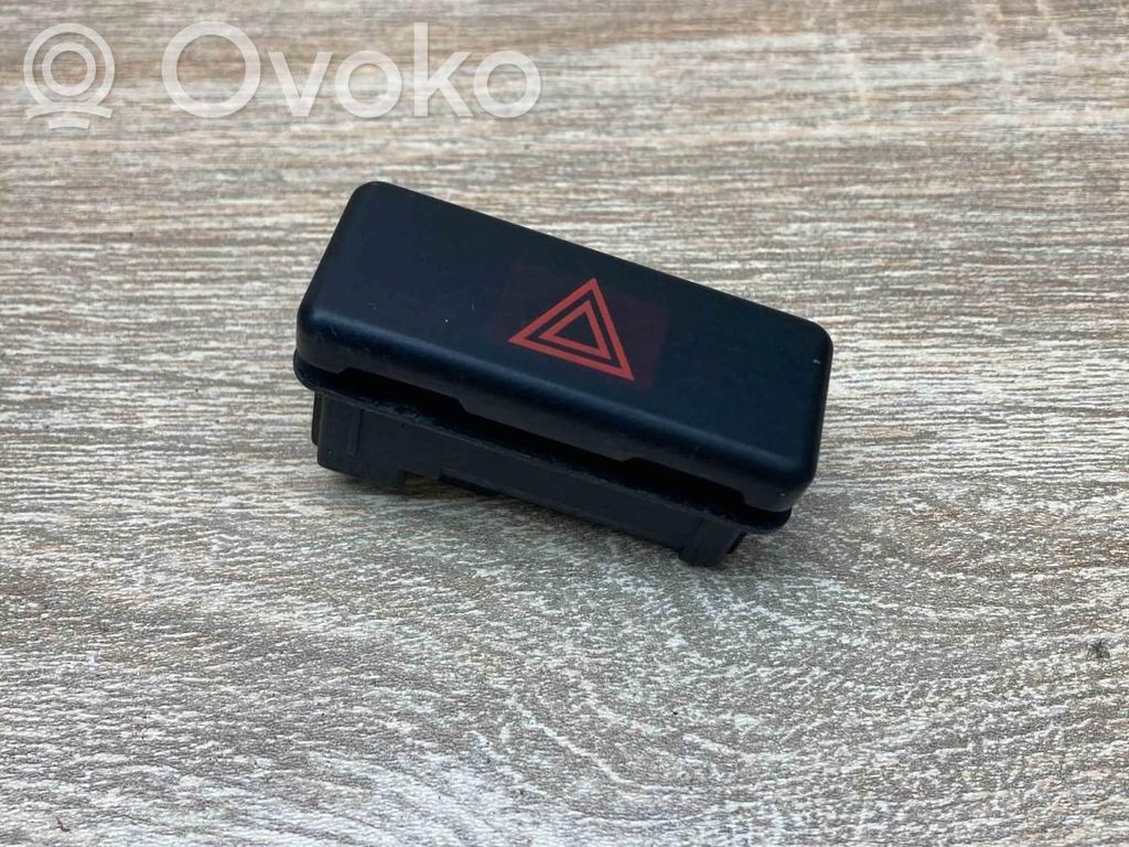 Hazard light switch   8350947