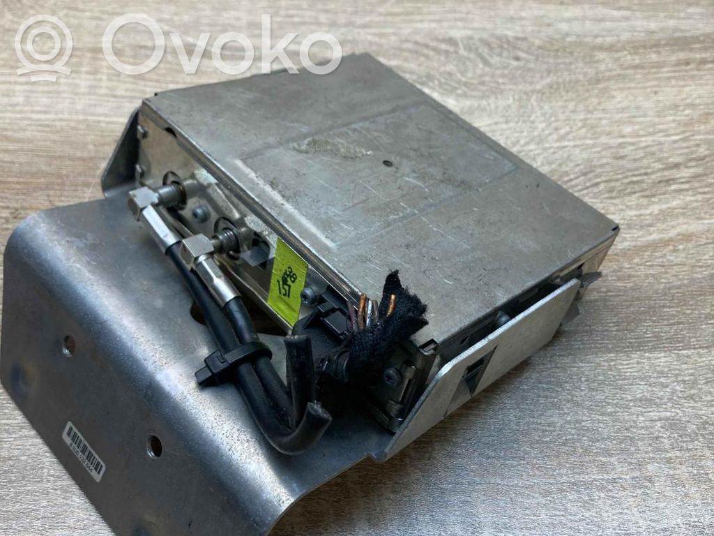 Audi A8 S8 D2 4D GPS navigation control unit/module 